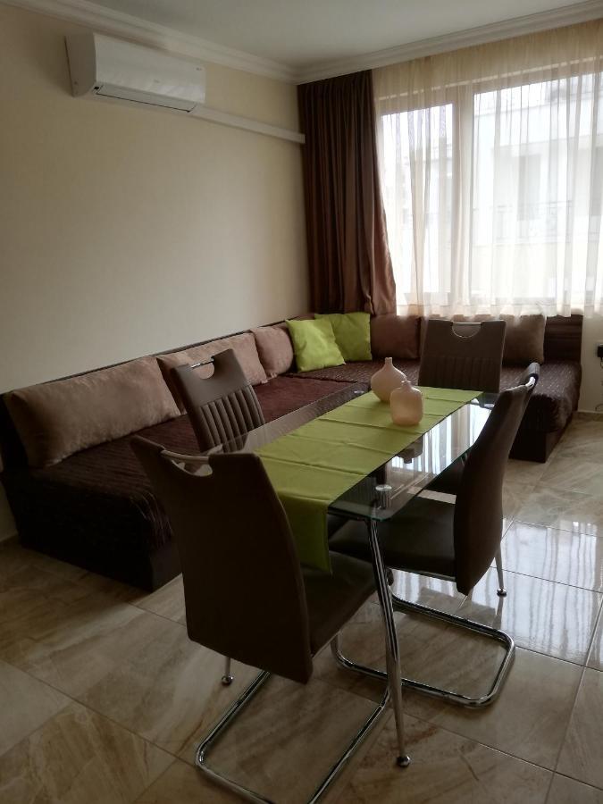 Apartamenti Zhelezovi Pomorie Buitenkant foto