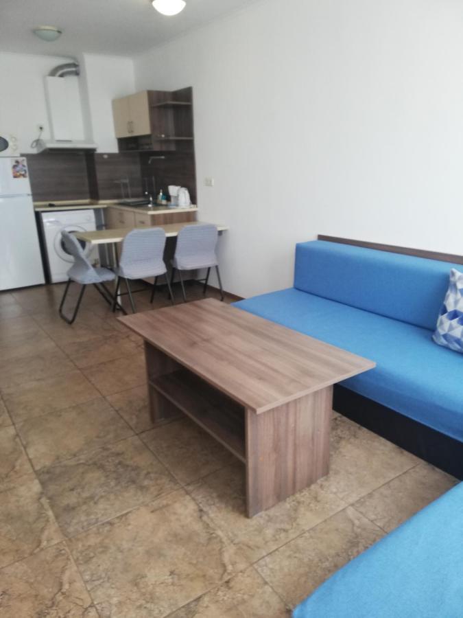 Apartamenti Zhelezovi Pomorie Buitenkant foto